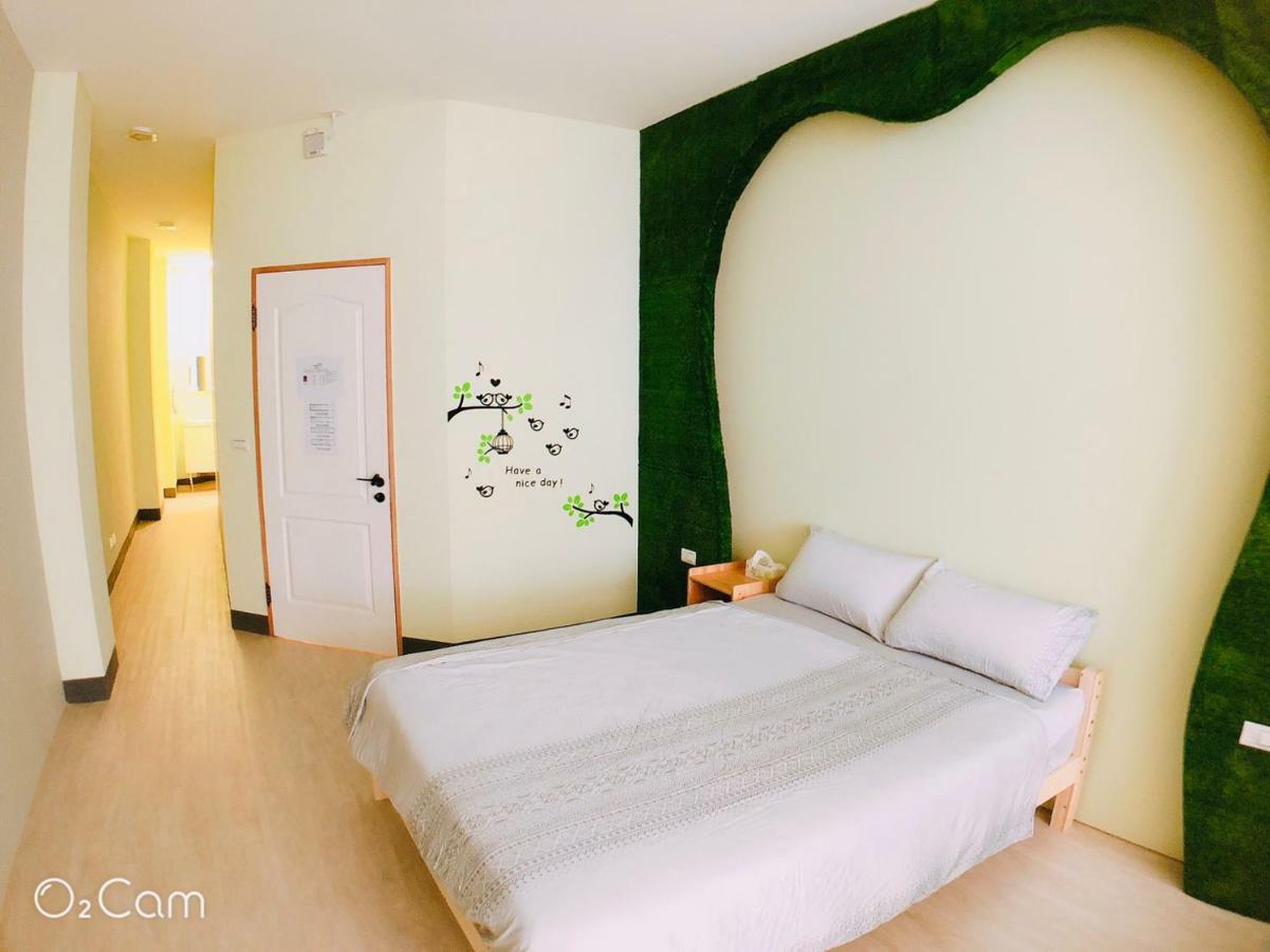 Greenonly Homestay Tainan Exterior photo